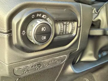 Jeep Wrangler Sahara 2.0l T-GDI 270 PS 4x4