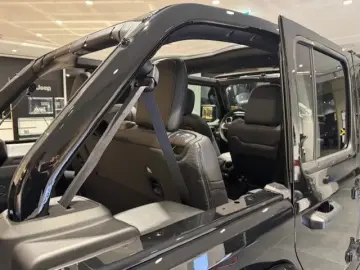 Jeep Wrangler Sahara 2.0l T-GDI 270 PS 4x4