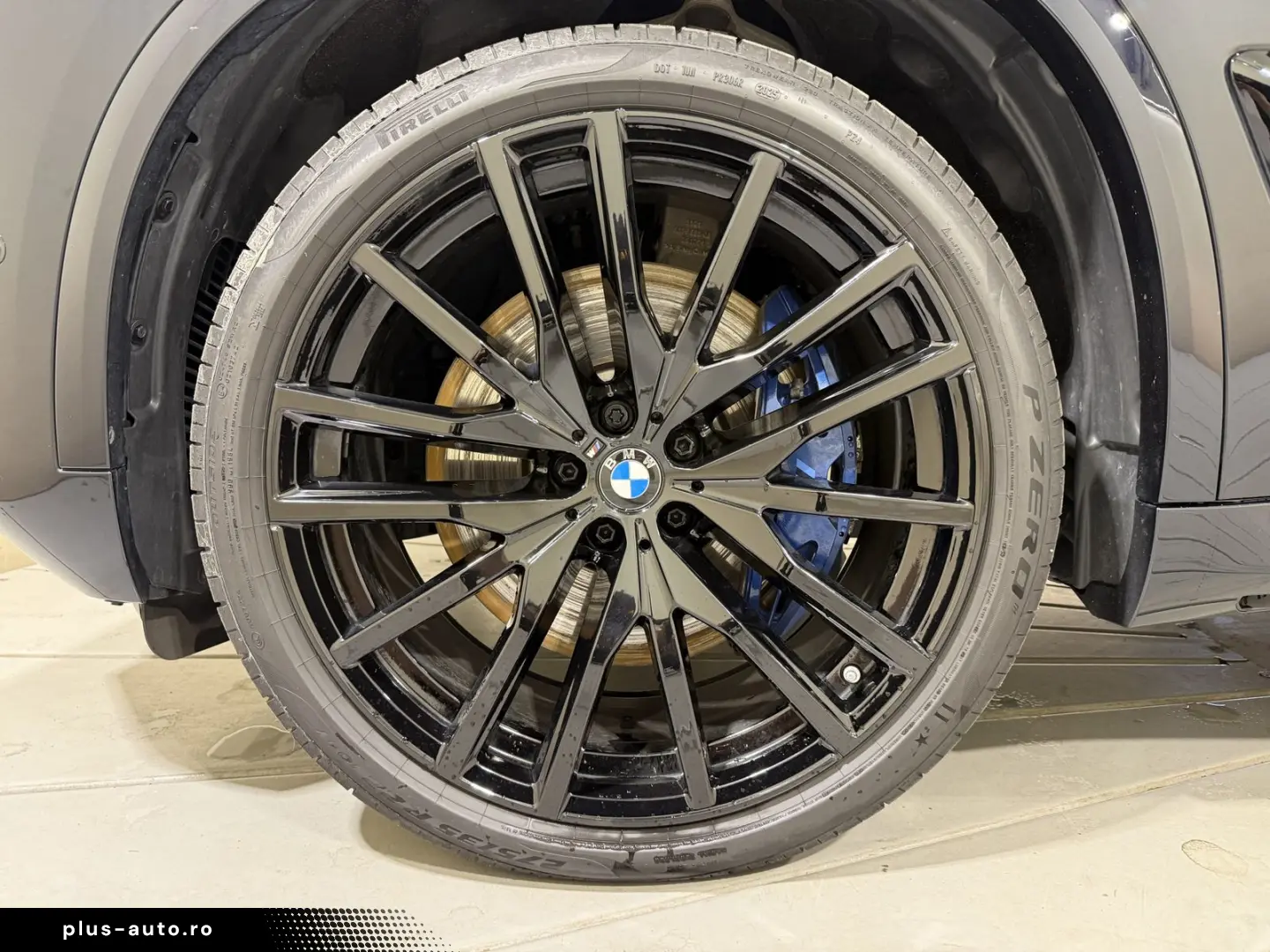 BMW X5 M60i xDrive Standhzg AHK ACC 360  HUD HK Pano