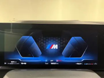 BMW X5 M60i xDrive Standhzg AHK ACC 360  HUD HK Pano