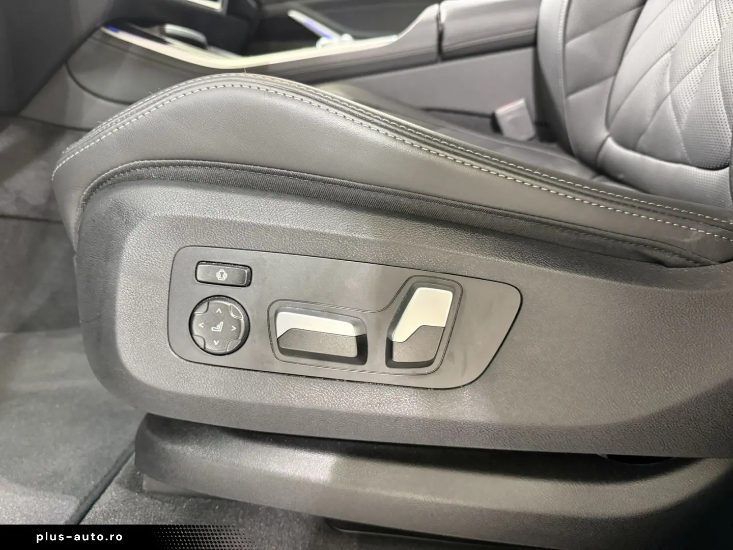 BMW X5 M60i xDrive Standhzg AHK ACC 360  HUD HK Pano