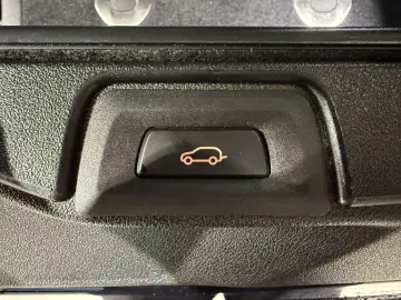 BMW X5 M60i xDrive Standhzg AHK ACC 360  HUD HK Pano