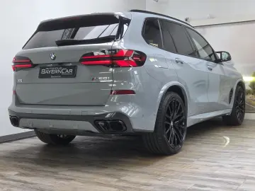 BMW X5 M60 xDrive 22Zoll Luftfeder Pano AHK Sitzlüft