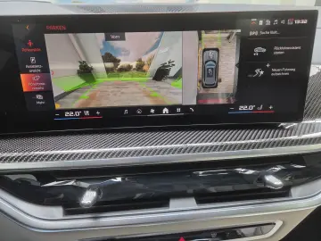 BMW X5 M60 xDrive 22Zoll Luftfeder Pano AHK Sitzlüft
