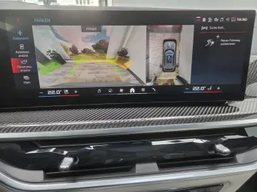 BMW X5 M60 xDrive 22Zoll Luftfeder Pano AHK Sitzlüft