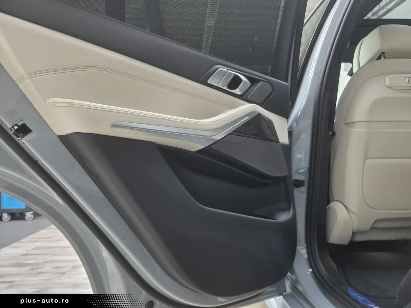 BMW X5 M60 xDrive 22Zoll Luftfeder Pano AHK Sitzlüft
