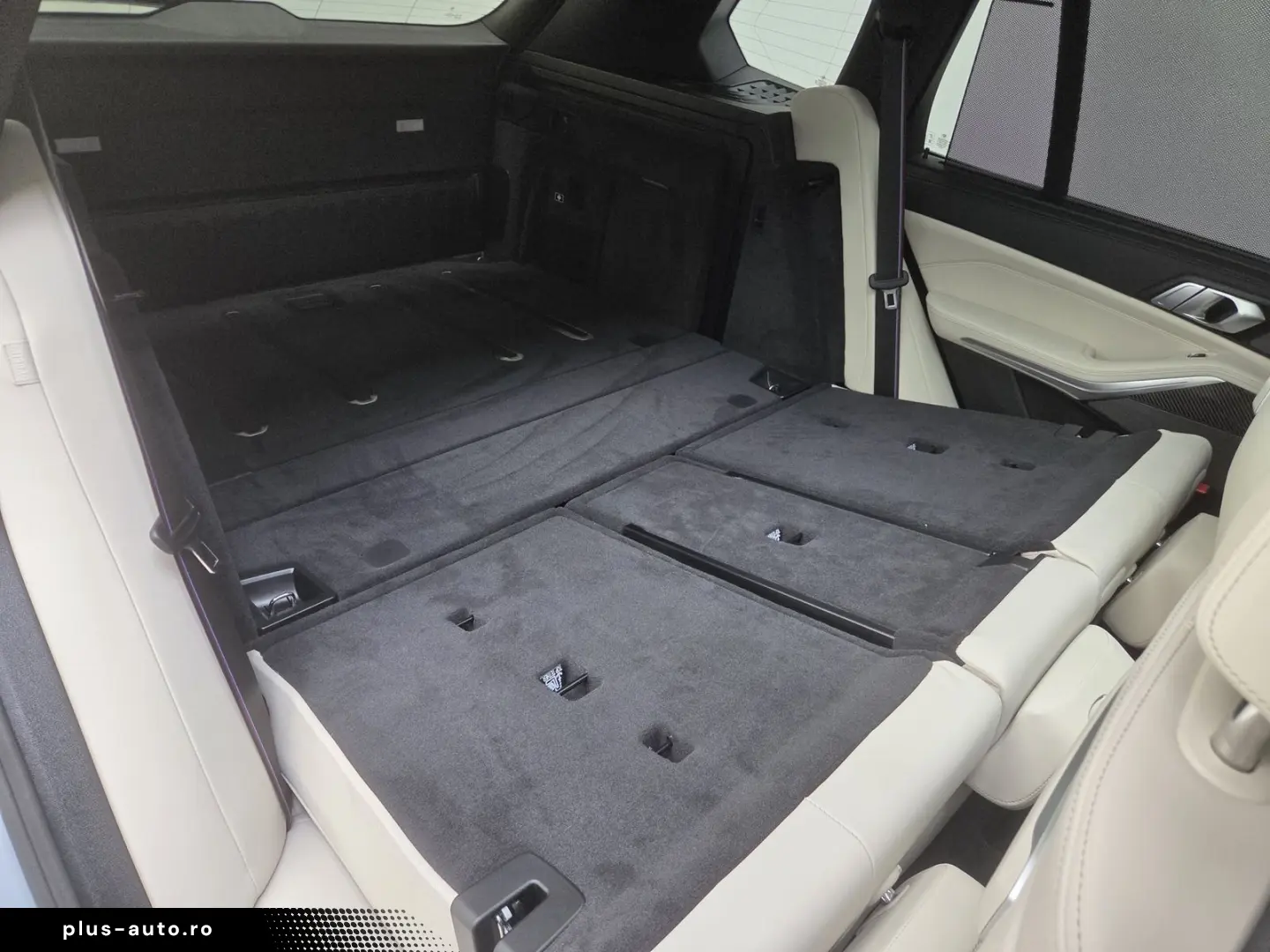BMW X5 M60 xDrive 22Zoll Luftfeder Pano AHK Sitzlüft