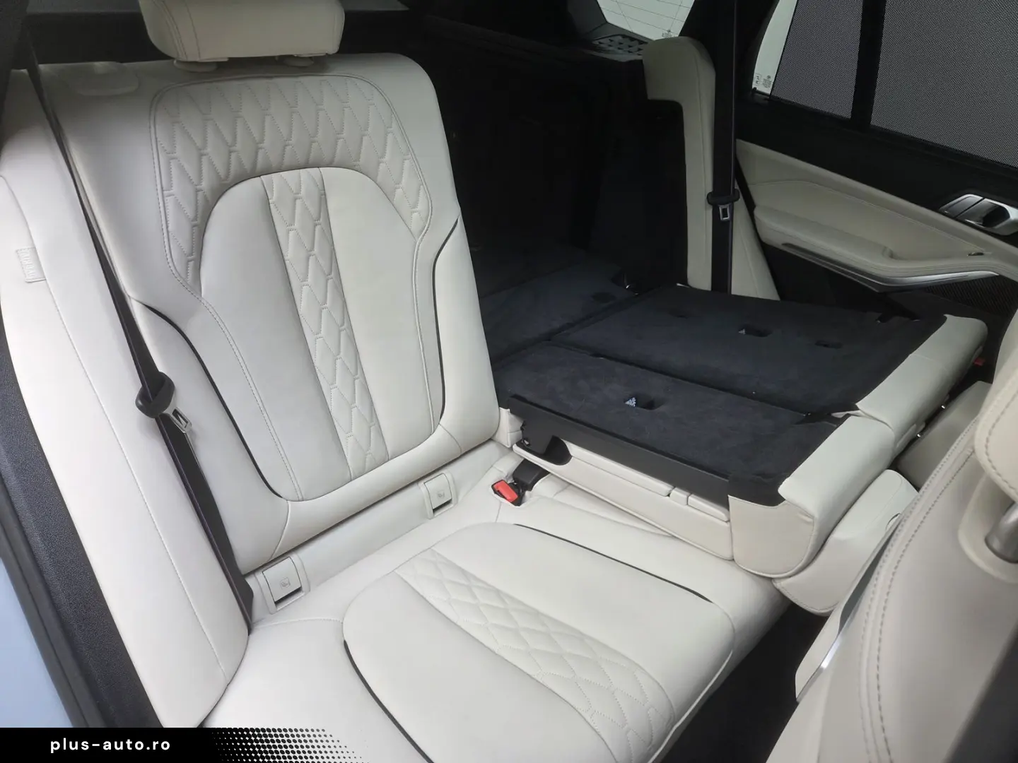 BMW X5 M60 xDrive 22Zoll Luftfeder Pano AHK Sitzlüft