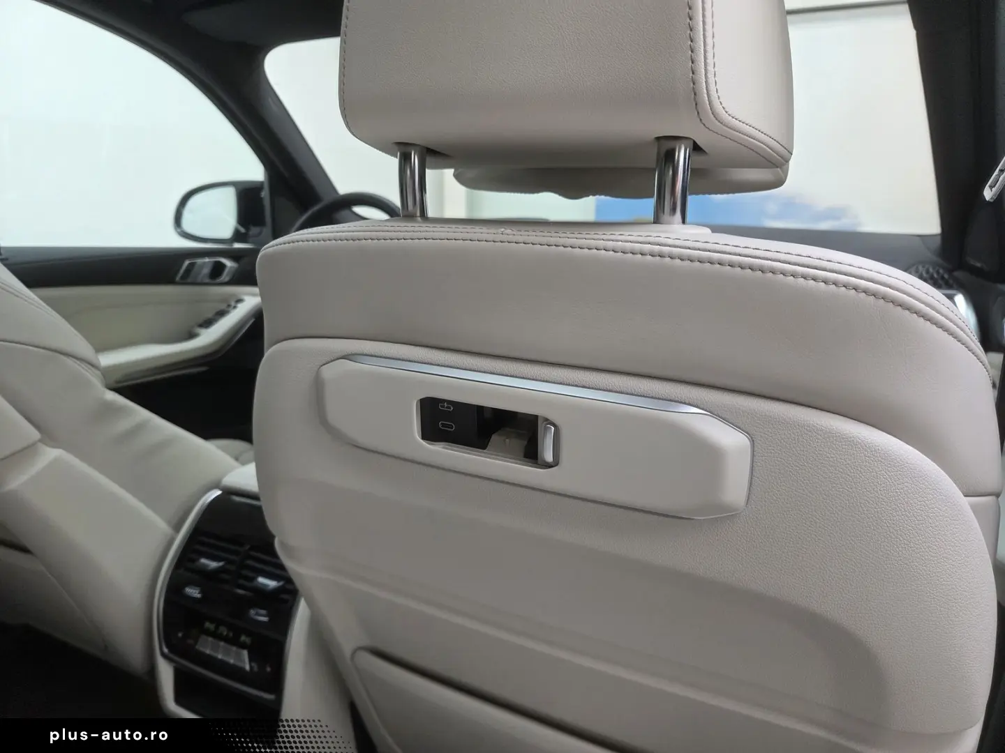 BMW X5 M60 xDrive 22Zoll Luftfeder Pano AHK Sitzlüft