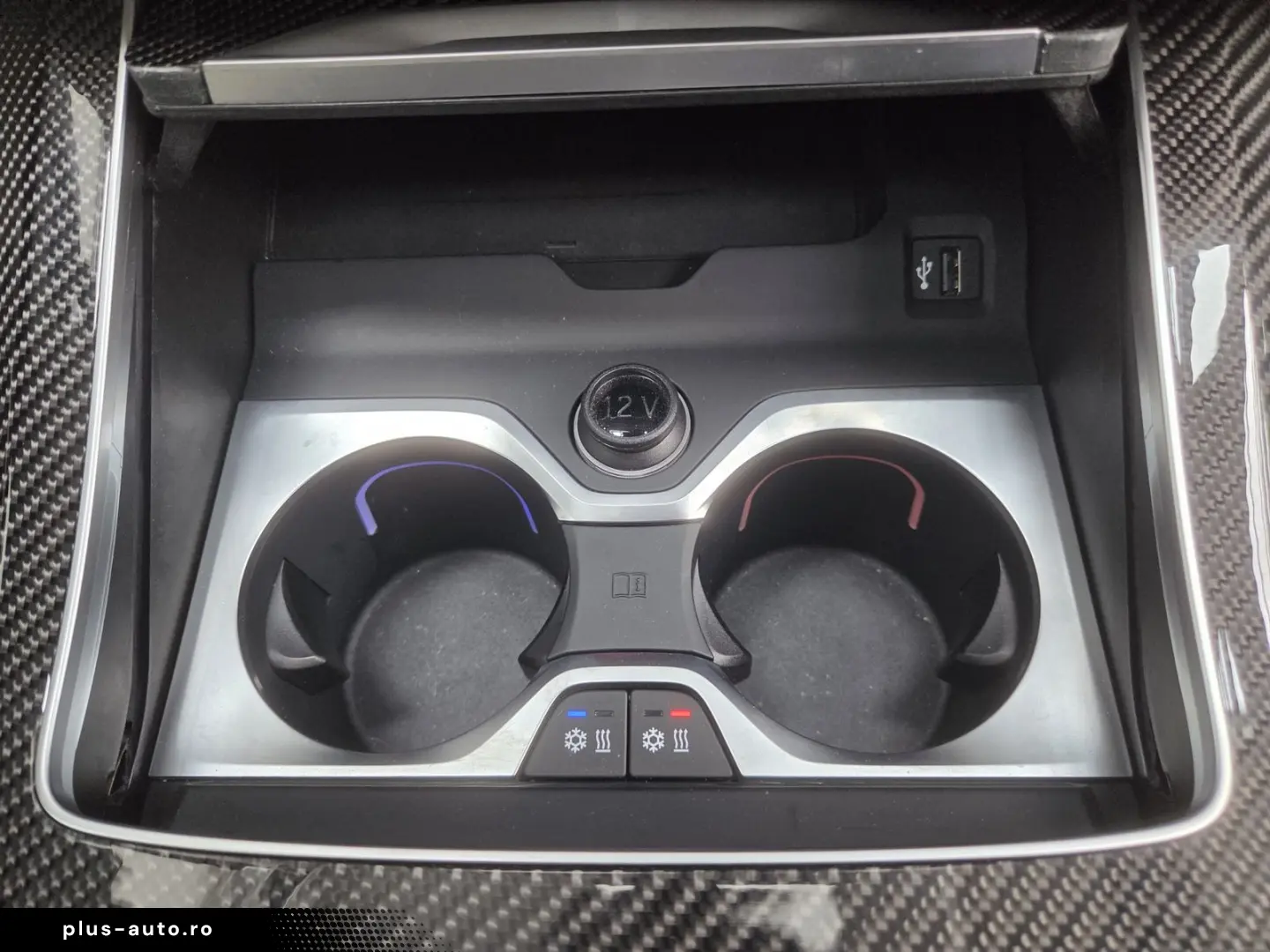 BMW X5 M60 xDrive 22Zoll Luftfeder Pano AHK Sitzlüft