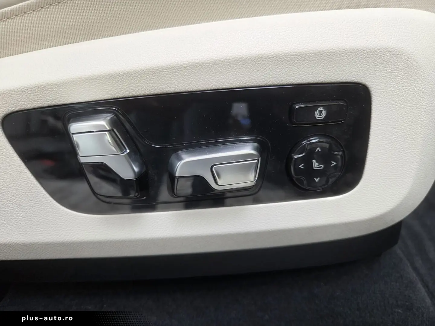 BMW X5 M60 xDrive 22Zoll Luftfeder Pano AHK Sitzlüft