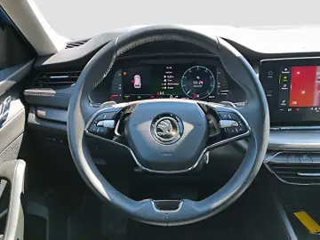 SKODA Octavia Combi 1.4 TSI iV