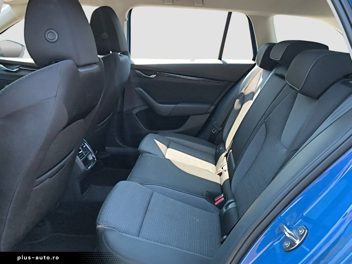 SKODA Octavia Combi 1.4 TSI iV