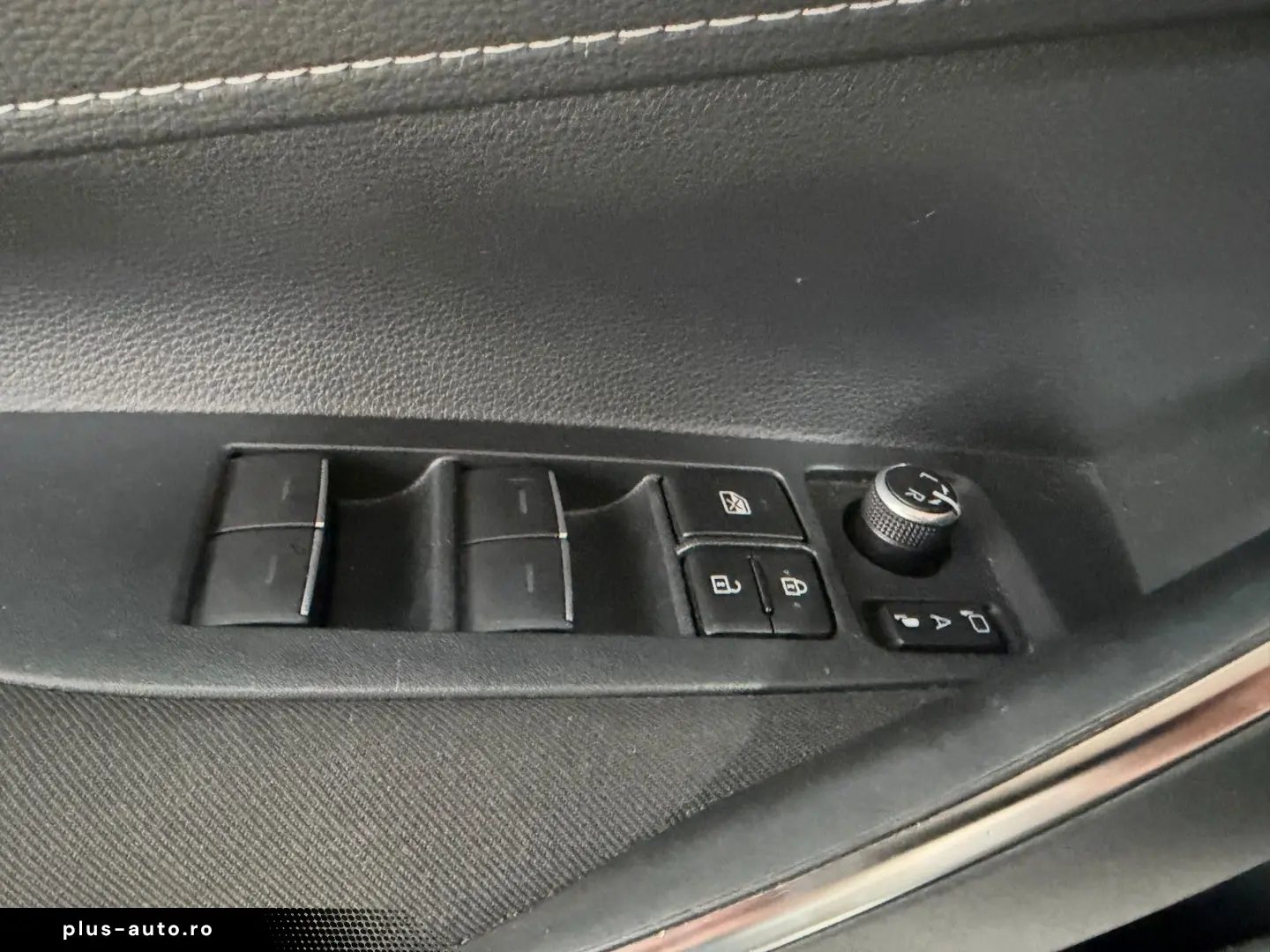 TOYOTA Corolla Touring Sports Hybrid