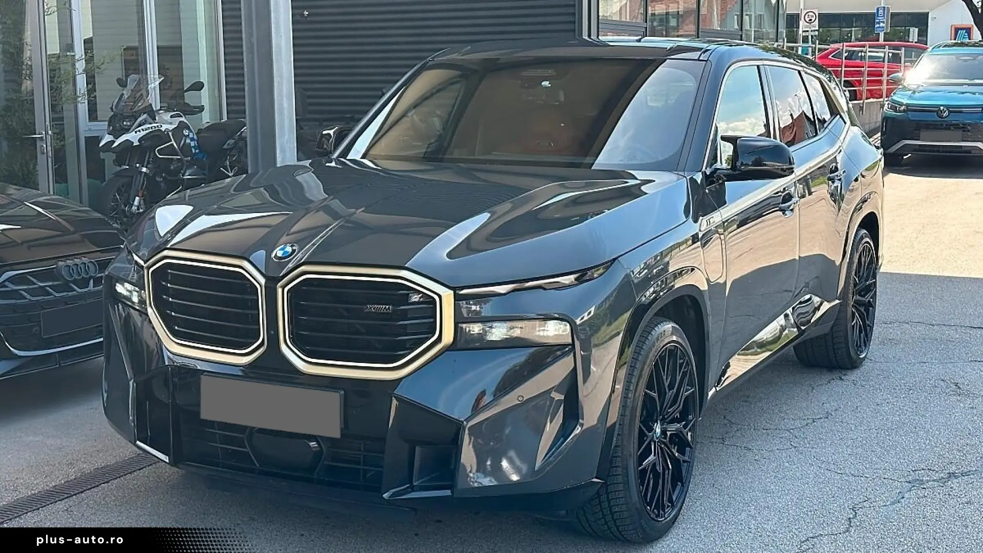 BMW XM 4.4 V8 B&W Iconic   Finanțare Leasing