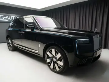 2026 Rolls Royce Cullinan Silver Badge