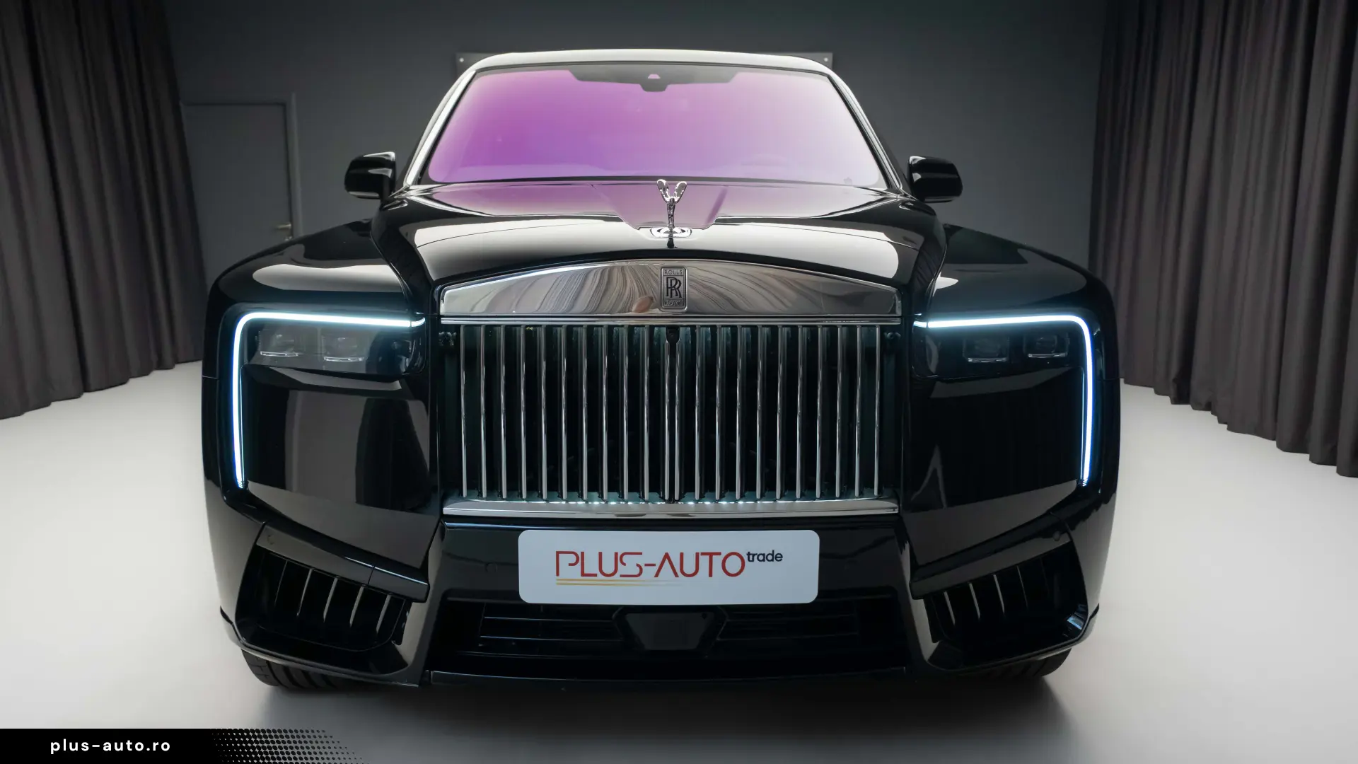 2026 Rolls Royce Cullinan Silver Badge