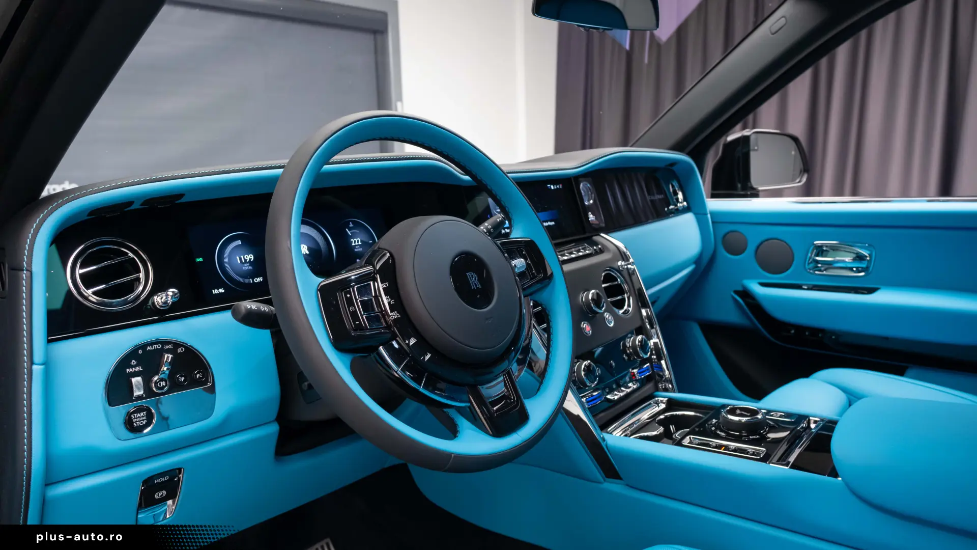 2026 Rolls Royce Cullinan Silver Badge