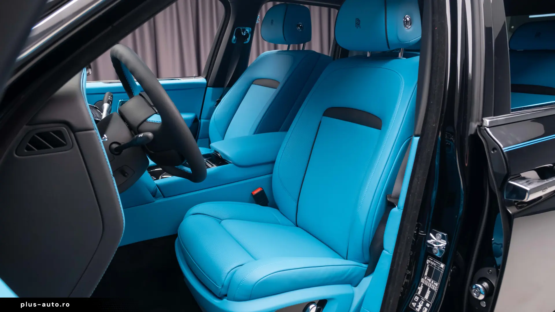 2026 Rolls Royce Cullinan Silver Badge