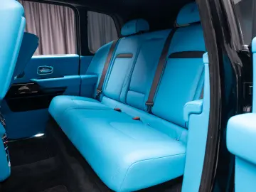 2026 Rolls Royce Cullinan Silver Badge