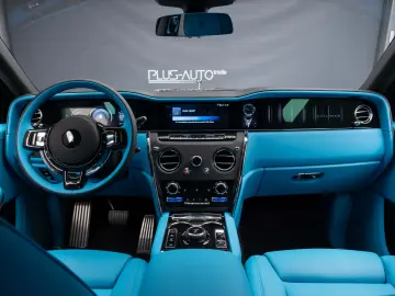 2026 Rolls Royce Cullinan Silver Badge