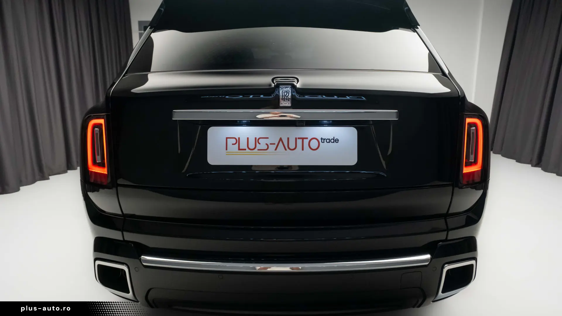 2026 Rolls Royce Cullinan Silver Badge