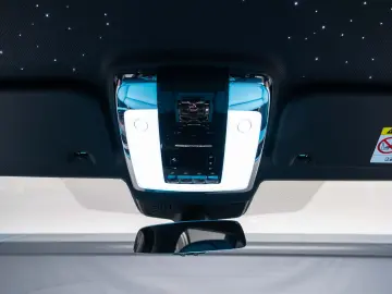 2026 Rolls Royce Cullinan Silver Badge