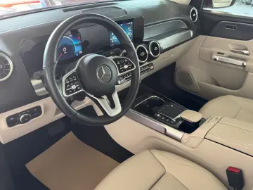 MERCEDES-BENZ GLB 200 d DCT  ACC Panoramadach Leder 1Hand.