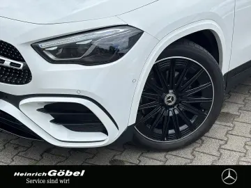 MERCEDES-BENZ GLA 220 d 4M AMG PANO AHK DISTRONIC 36…