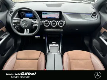 MERCEDES-BENZ GLA 220 d 4M AMG PANO AHK DISTRONIC 36…