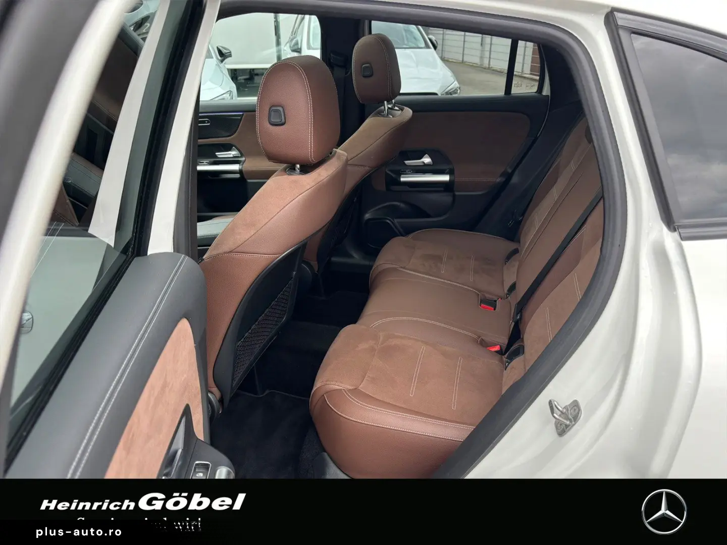MERCEDES-BENZ GLA 220 d 4M AMG PANO AHK DISTRONIC 36&hellip;
