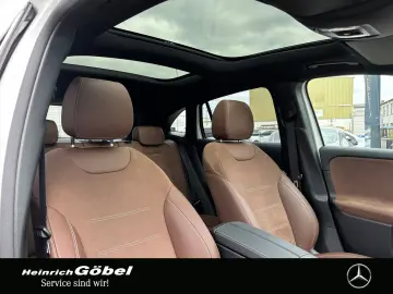 MERCEDES-BENZ GLA 220 d 4M AMG PANO AHK DISTRONIC 36…