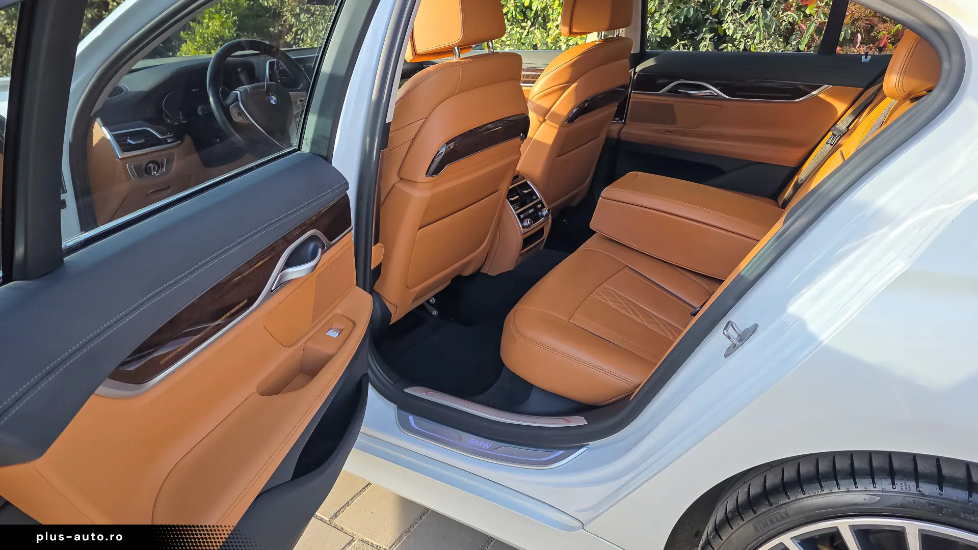 BMW 745