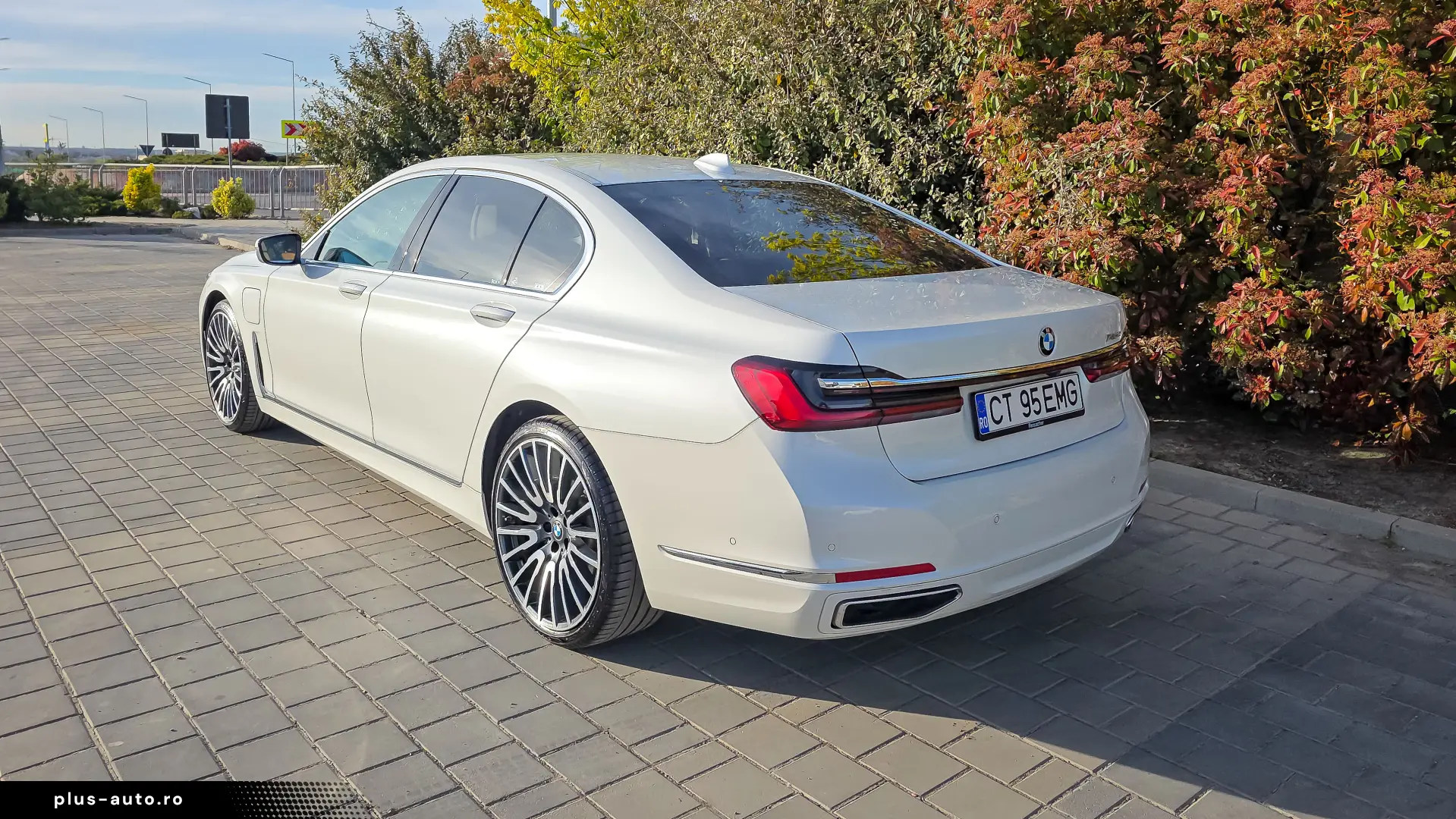 BMW 745