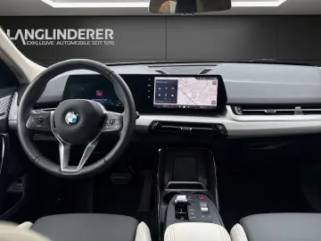 BMW X2 sDrive20i NP 53.229 - PremiumPaket HiFi Aktiv