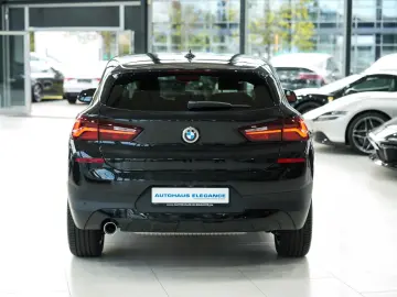 BMW X2 sDrive 18 i ADVANTAGE  LEDER NAVI  LED 1.HAND