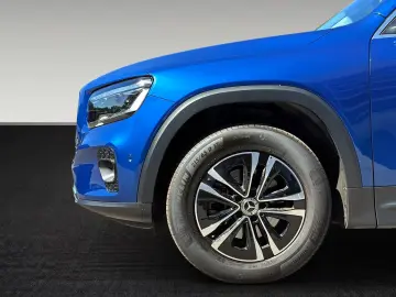 MERCEDES-BENZ GLB 180 d Progressive LED Totwi