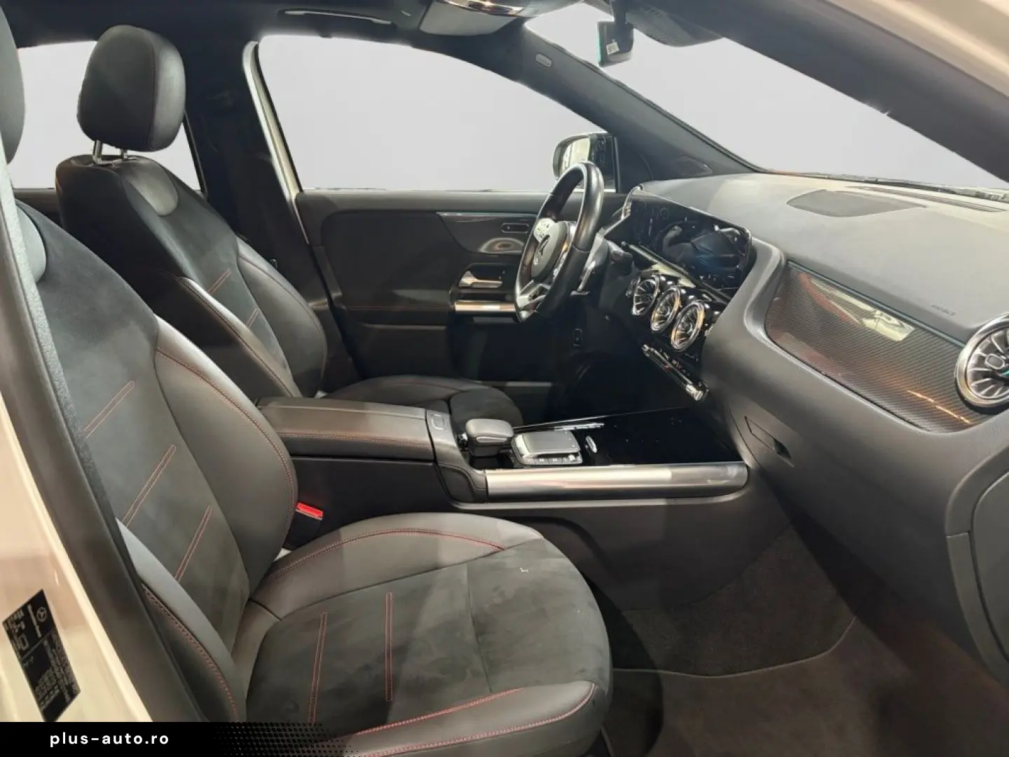 MERCEDES-BENZ GLA 200 AMG NIGHT PANO KAM TOTW SPIEGE&hellip;