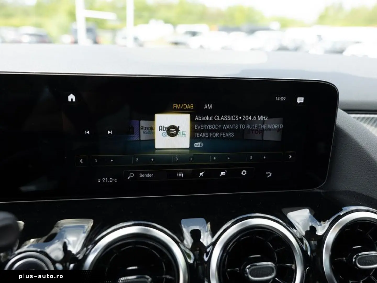 MERCEDES-BENZ GLA 200 AMG-Sport LED Cam Pano AHK EAS&hellip;
