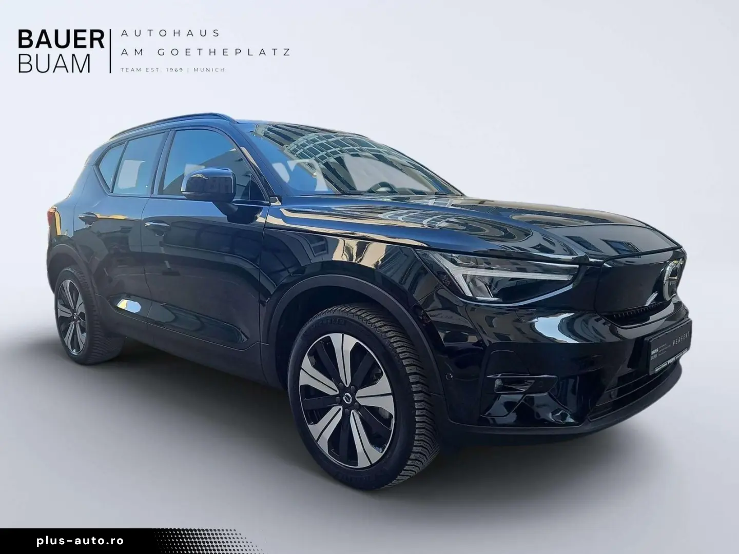 VOLVO XC40 Plus Recharge Pure Electric 2WD