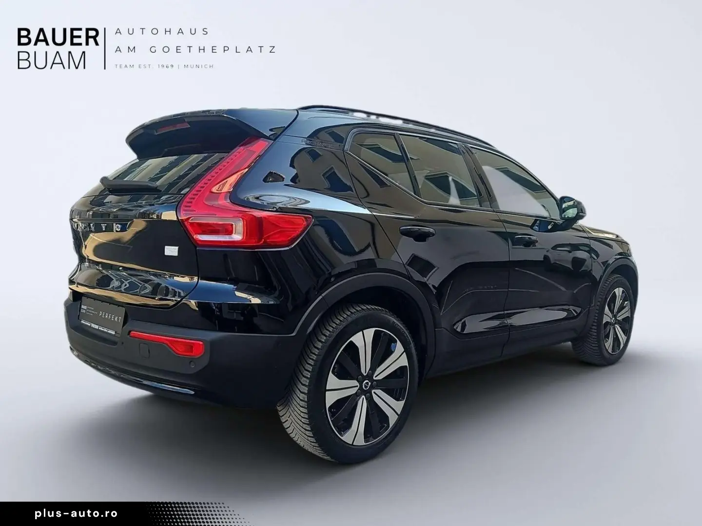 VOLVO XC40 Plus Recharge Pure Electric 2WD