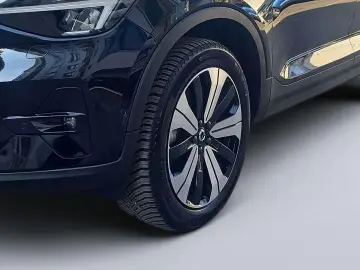 VOLVO XC40 Plus Recharge Pure Electric 2WD
