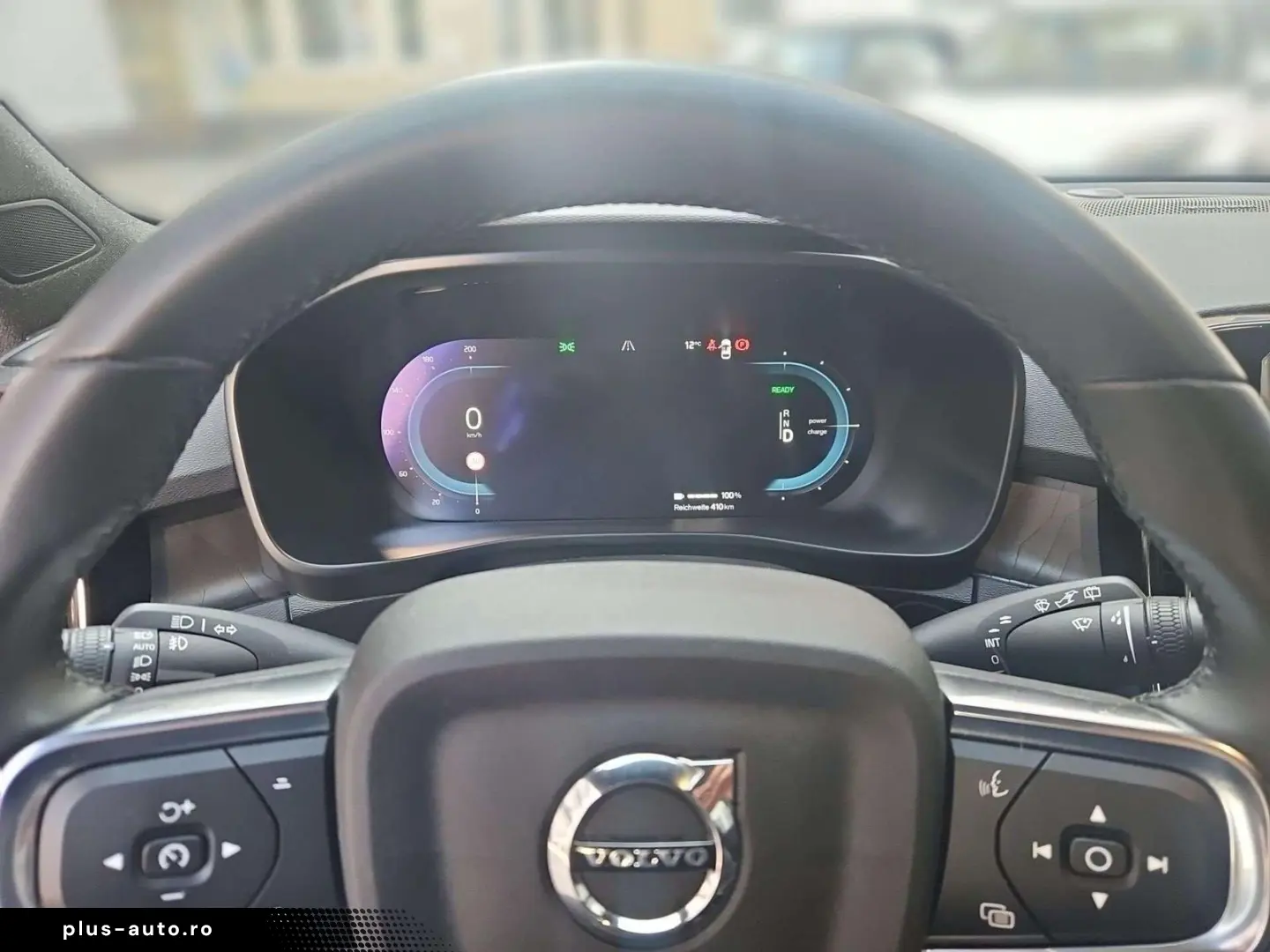 VOLVO XC40 Plus Recharge Pure Electric 2WD
