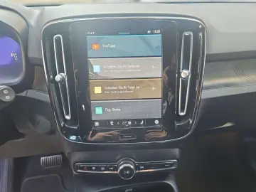 VOLVO XC40 Plus Recharge Pure Electric 2WD
