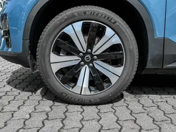 VOLVO XC40 Ultimate Recharge Pure Electric AWD StandHZ