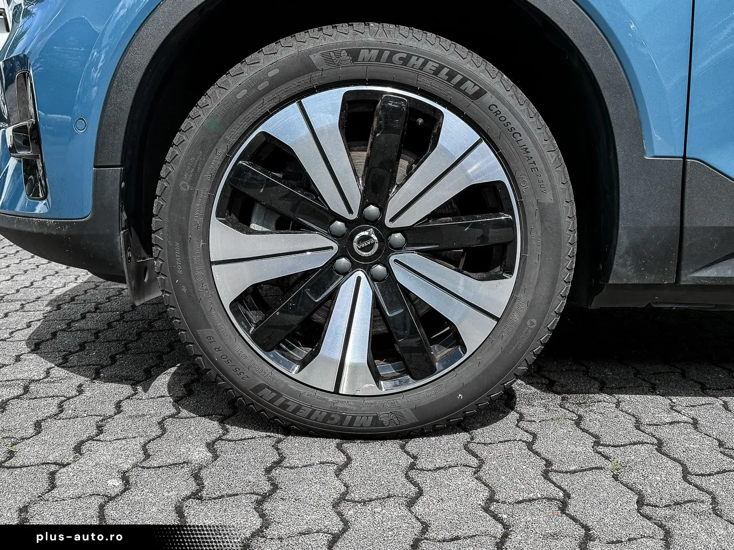VOLVO XC40 Ultimate Recharge Pure Electric AWD StandHZ