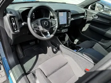 VOLVO XC40 Ultimate Recharge Pure Electric AWD StandHZ