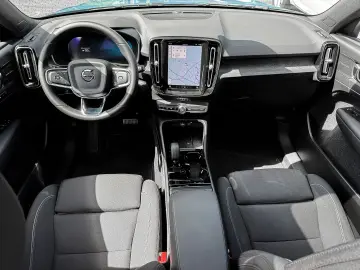 VOLVO XC40 Ultimate Recharge Pure Electric AWD StandHZ