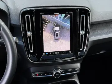 VOLVO XC40 Ultimate Recharge Pure Electric AWD StandHZ