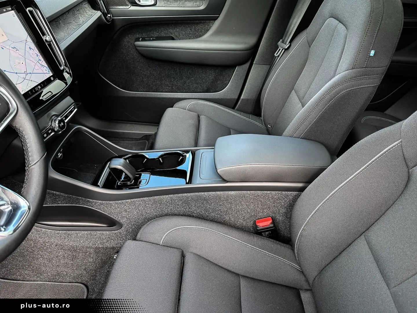 VOLVO XC40 Ultimate Recharge Pure Electric AWD StandHZ